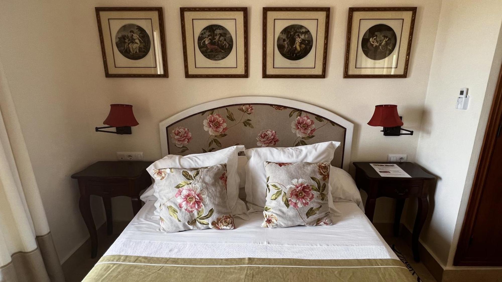 Hotel Sindhura Vejer de la Frontera Extérieur photo