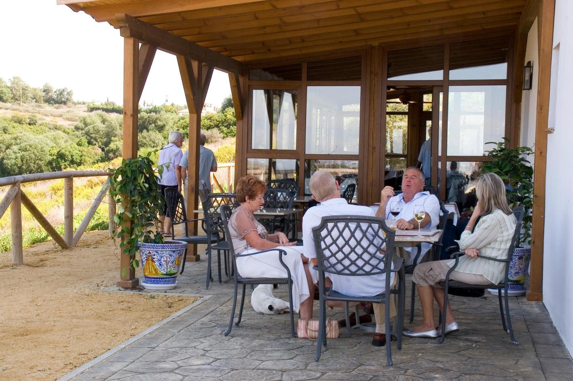 Hotel Sindhura Vejer de la Frontera Extérieur photo